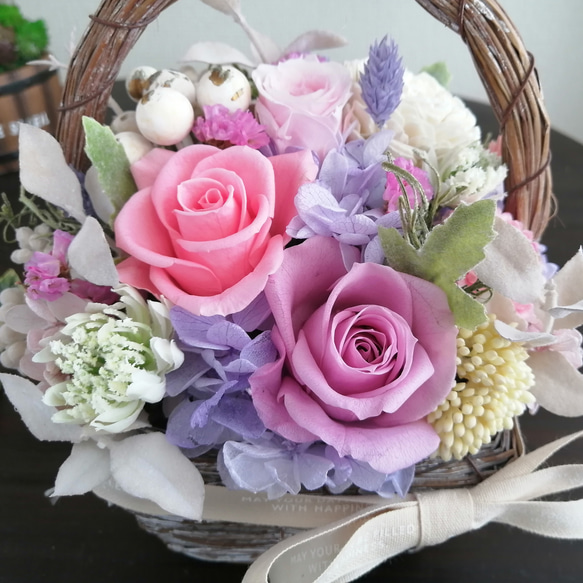 【かごバスケット♪】プリザーブドフラワーのフラワーバスケット(ピンク)　お花の贈り物　お祝い　ギフト　プレゼント　母の日 5枚目の画像