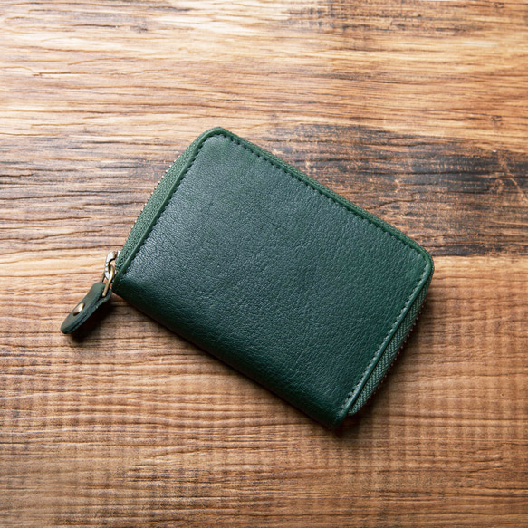 コンパクトで使いやすい 三つ折り財布 スキミング防止 本革 ラウンド