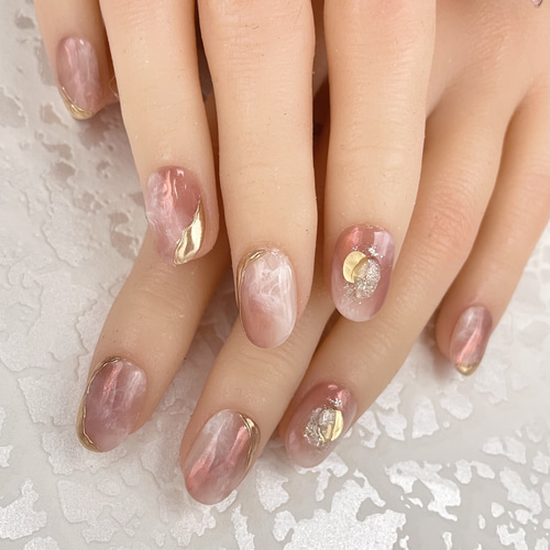 ニュアンスネイル ぷっくり キラキラ 淡いピンク ネイルチップ ハンドメイド No.69 ピンクニュアンスネイル /クリアストーン/ぷっくりネイル ネイル