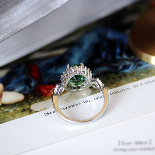 天然グリーンダイヤリング 人工グリーンダイヤモンド 指輪 リング ジルコニア キラキラ