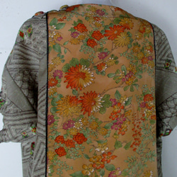 ６９８８　花柄の着物で作ったプルオーバー　＃送料無料 4枚目の画像