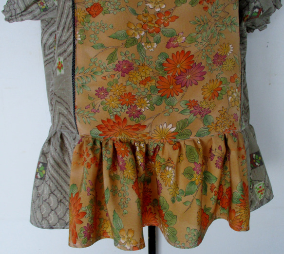 ６９８８　花柄の着物で作ったプルオーバー　＃送料無料 16枚目の画像