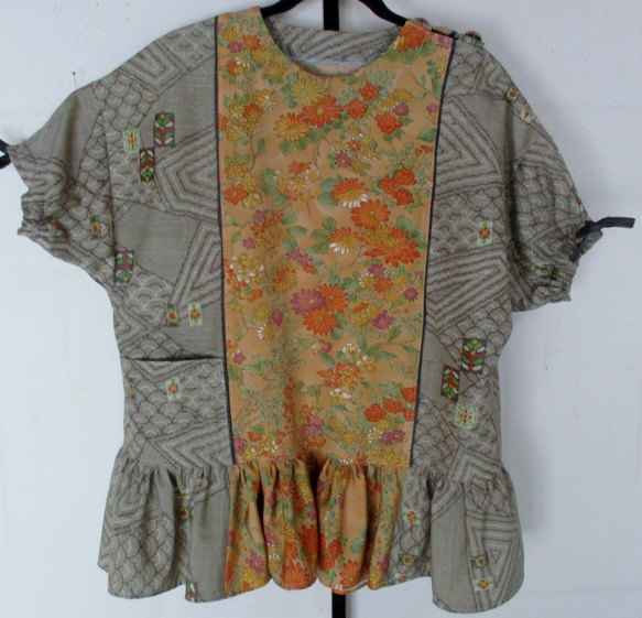 ６９８８　花柄の着物で作ったプルオーバー　＃送料無料 6枚目の画像