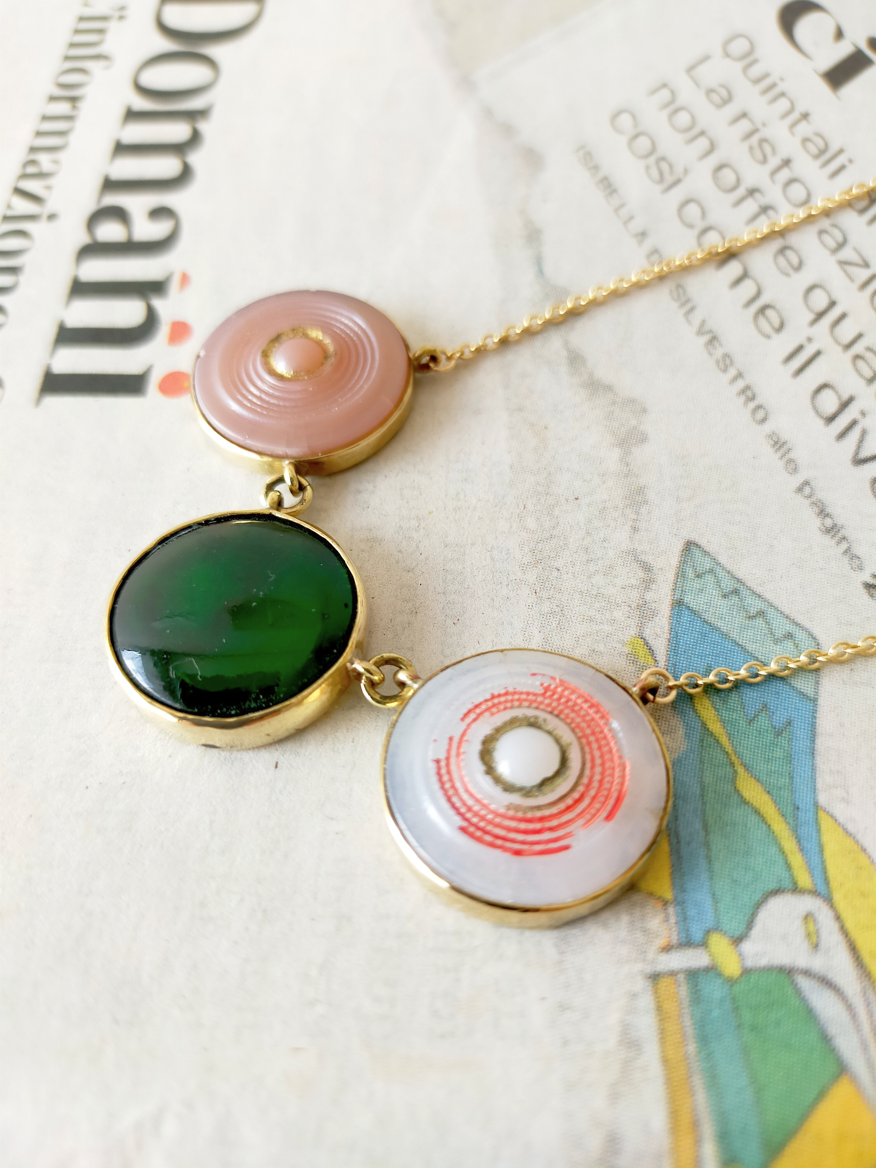 フランスとチェコのヴィンテージガラスのペンダント