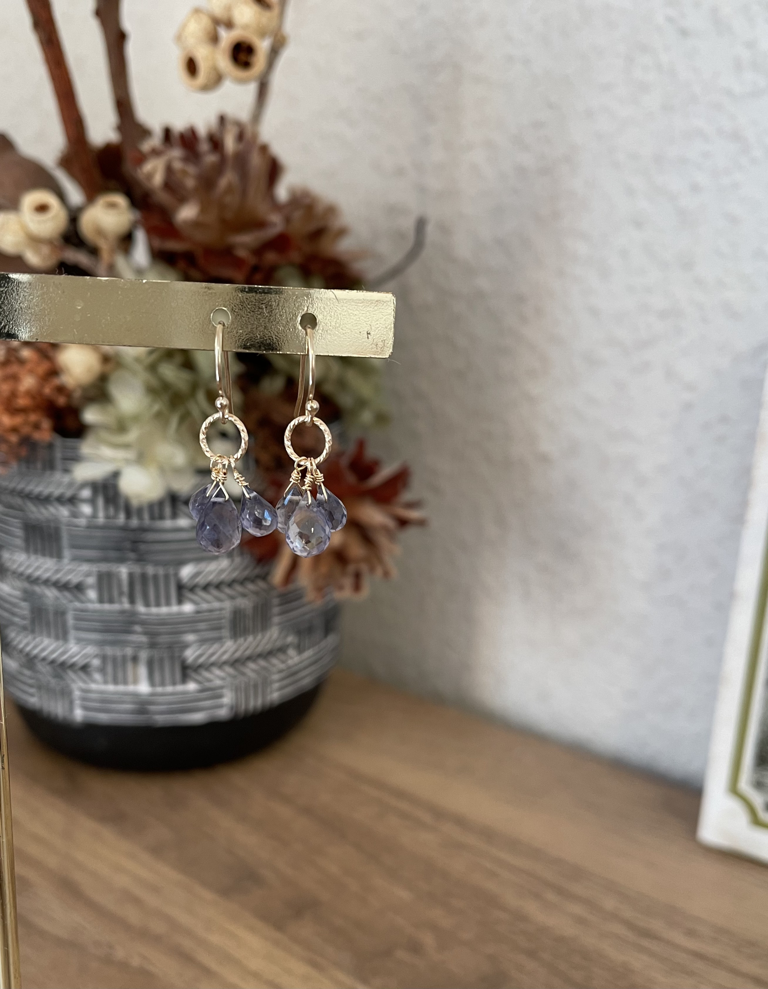 3月誕生石✴︎カラーチェンジアイオライトのピアス　all 14kgf  送料込み