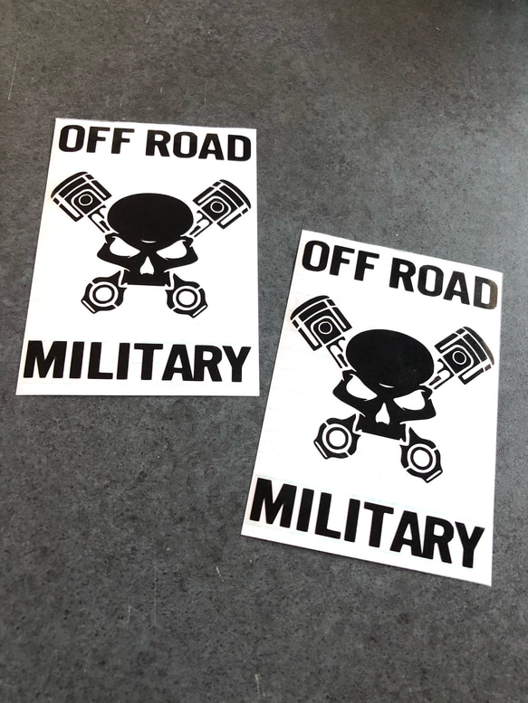 小サイズ OFF ROAD MILITARY スカル ピストン ステッカー  お得2枚【カラー選択可】 送料無料♪ 1枚目の画像