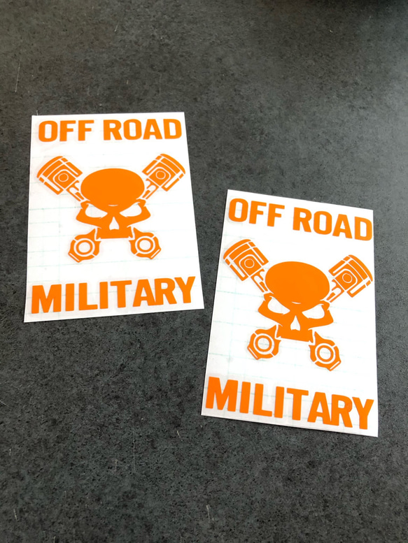 小サイズ OFF ROAD MILITARY スカル ピストン ステッカー  お得2枚【カラー選択可】 送料無料♪ 6枚目の画像