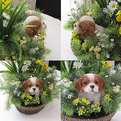 子犬のキャバリアと春のお花入りガーデンアレンジ　　造花　母の日　ギフト　cma019 3枚目の画像