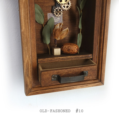 アンティーク壁掛け作品 送料無料】OLD FASHIONED Ⅷ レトロな壁掛け時計 手作り品 #008