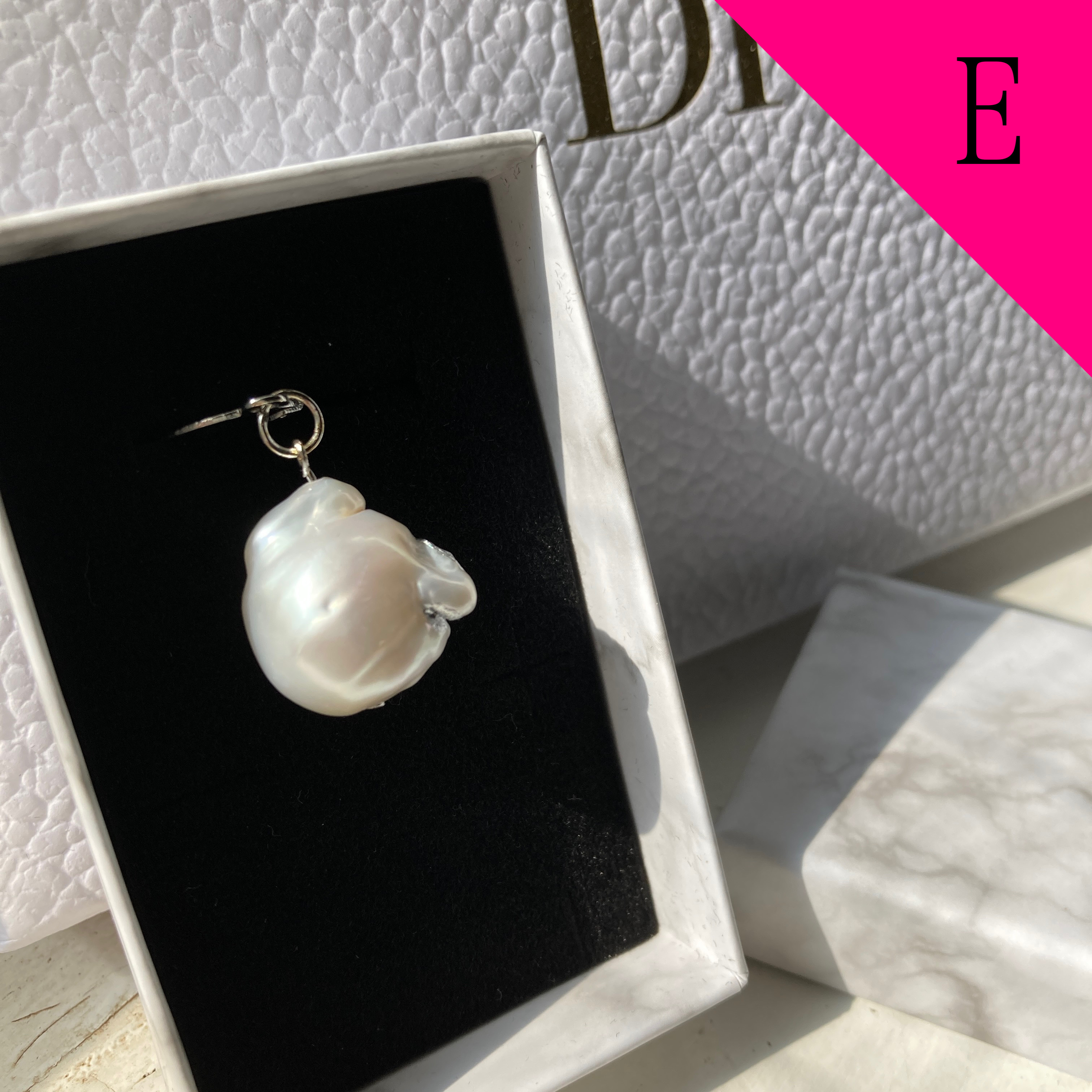 「歪真珠」baroque pearl earring（E）
