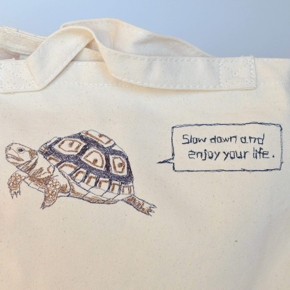リクガメ刺繍ショルダートートバッグ 3枚目の画像