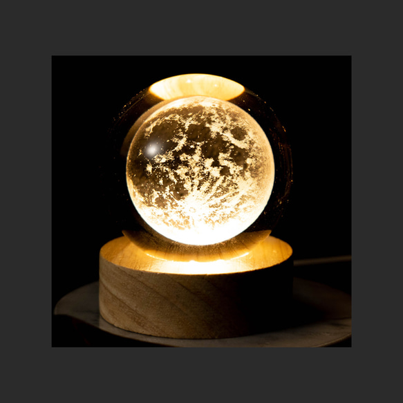 ナイトライト クリスタルドーム（月） 1枚目の画像