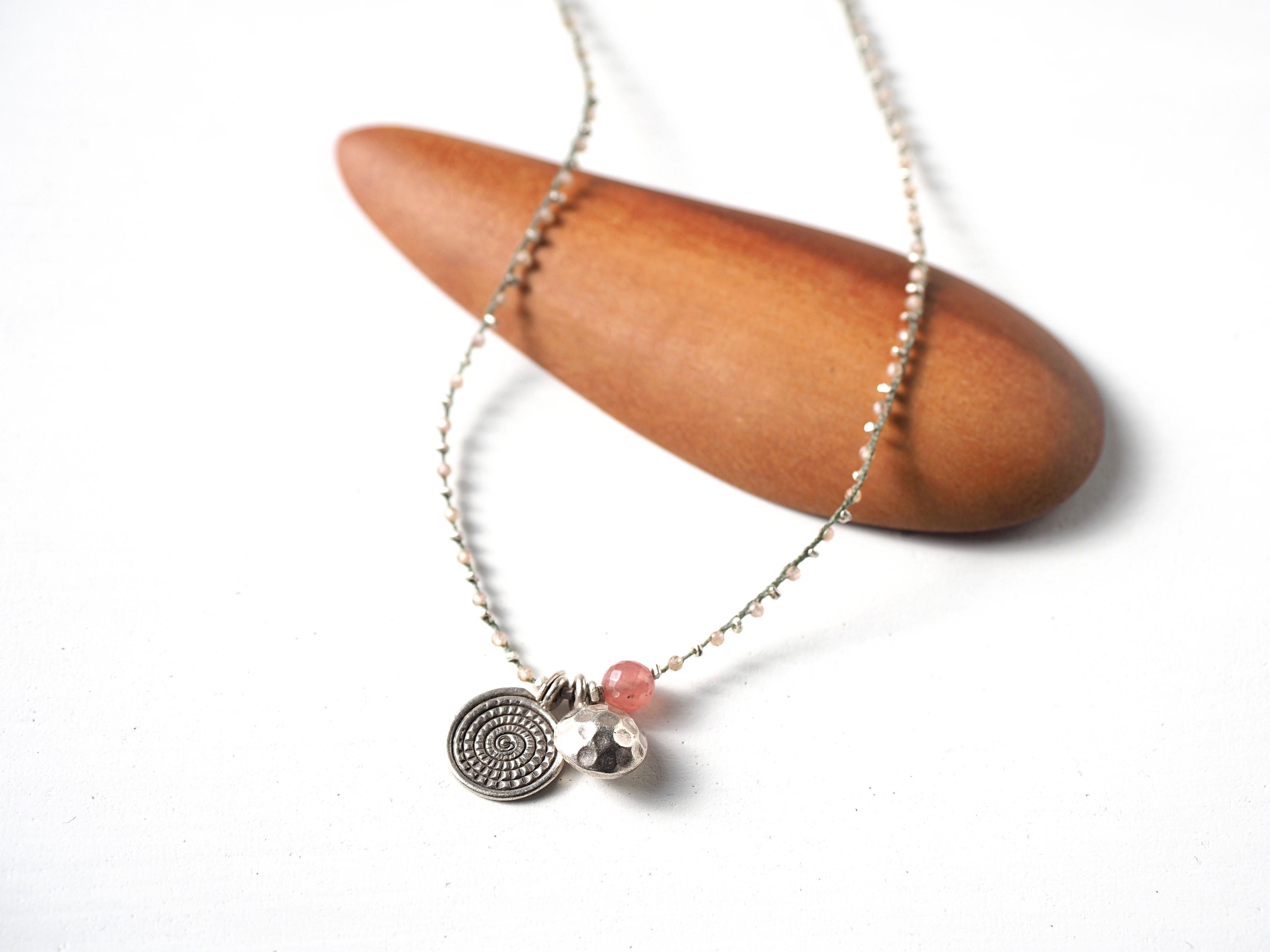 "インカローズ・ジルコン" チャームトップペンダント