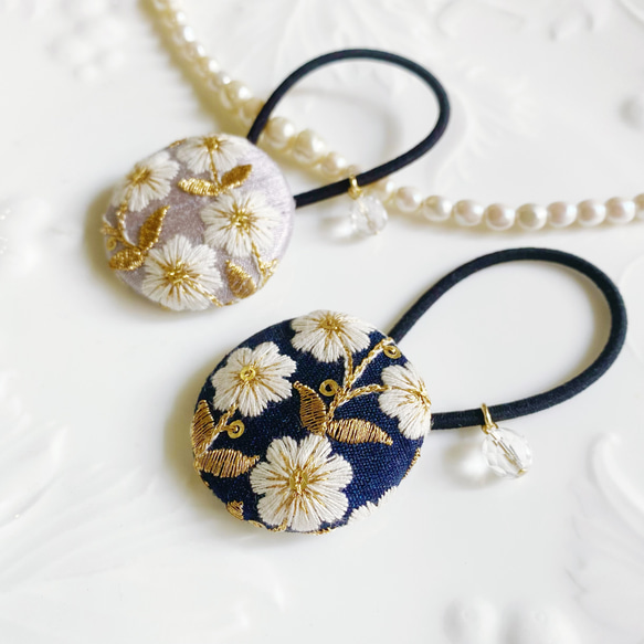 新色⭐︎春色flower刺繍テキスタイル　ヘアゴム 2枚目の画像