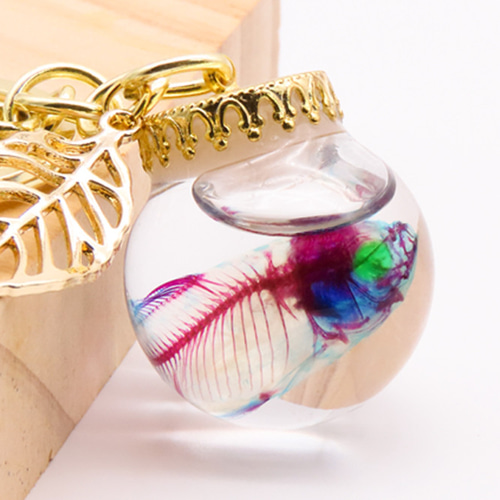 透明標本工房 フィッシュハート】透明標本ボールキーホルダー - フナ