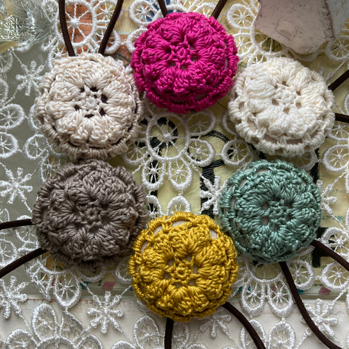 くるみボタンのヘアゴム2個セット＊レース編み＊手編み＊ハンドメイド