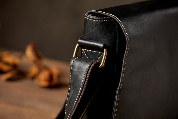 男性用牛革メッセンジャーバッグ サイズ寸法オプション #1052純黒 8枚目の画像