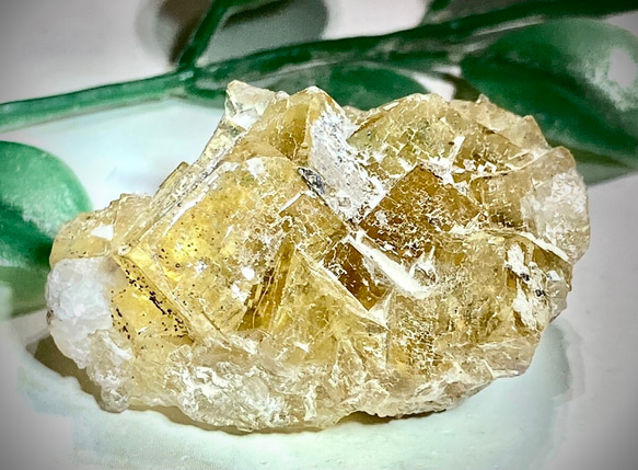 希少❁⃘*.゜イエロー フローライト 原石 ラフストーン 天然石