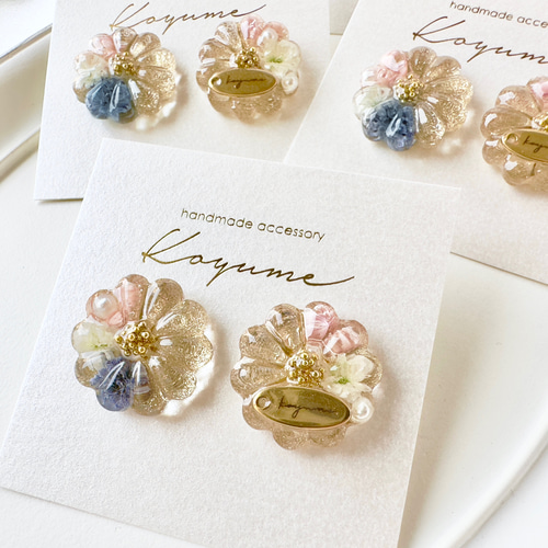 Handmadeピアス✿可憐なレジンの清楚なピアス 良く 売買された 