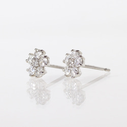 プラチナ900　フラワー　ダイヤモンドピアス　0.36ct　Pt900　花　flower　華　ファッション　アクセサリー 7枚目の画像