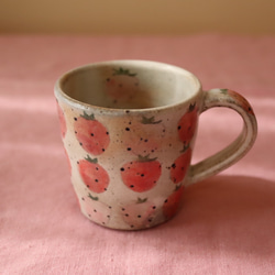 粉引き赤とピンクのイチゴの少し小さめカップ 2枚目の画像