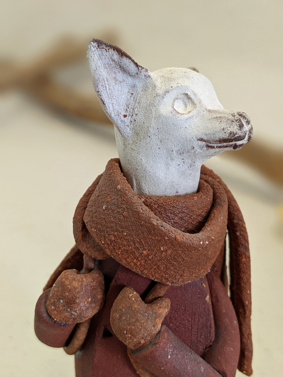 チワワ「旅立ち」陶製　創作オブジェ 3枚目の画像
