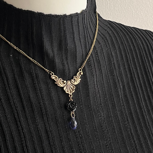 金古美チェーンチョーカーネックレス／黒薔薇／クリスタル 6枚目の画像