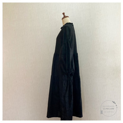 【送料無料】フリル襟のティアードワンピース（ブラック） 6枚目の画像