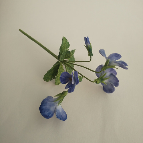 マノビオラ ブルー 粘土の枯れないビオラピック 樹脂粘土の花 送料無料 