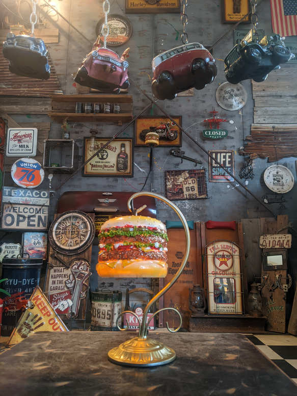アメリカンダイナー  ハンバーガー 電飾看板  バーガーズ ランプ（ゴールド）  BURGERS スタンドランプ 2枚目の画像