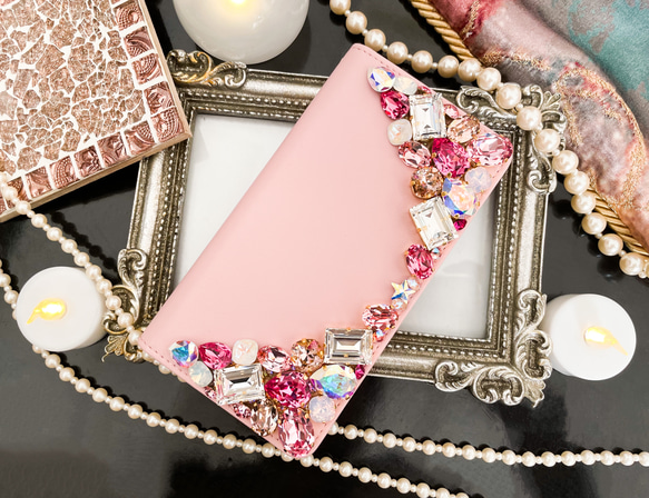 ベビーピンク手帳型 iPhone15pro,14,13,他 スワロフスキーデコレーションケースピンク系ビジューカバー また クリスタル