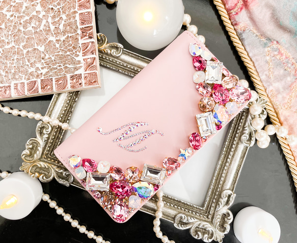 ベビーピンク手帳型 iPhone15pro,14,13,他 スワロフスキーデコレーションケースピンク系ビジューカバー また クリスタル