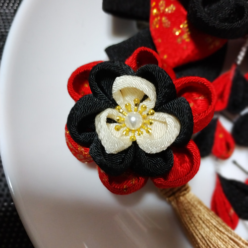 髪飾り 髪飾り黒 髪飾り赤 リボン黒 リボン赤 成人式髪飾り 卒業式髪  
