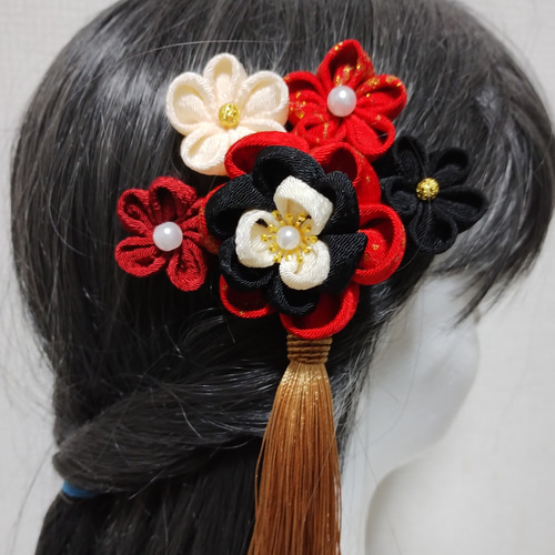 髪飾り 髪飾り黒 髪飾り赤 リボン黒 リボン赤 成人式髪飾り 卒業式髪  