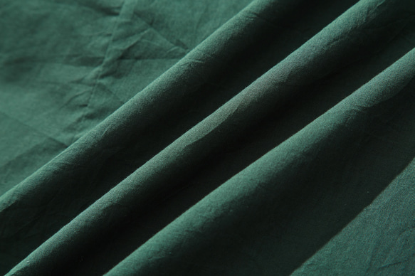 やさしい風合い漂う　長袖ブラウス　コットン100％  濃緑   230215-4 10枚目の画像