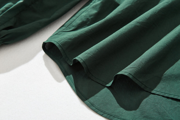 やさしい風合い漂う　長袖ブラウス　コットン100％  濃緑   230215-4 6枚目の画像