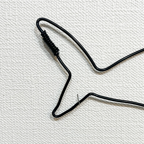 シンプルなサメ　さめ　鮫　壁掛け　平面　ワイヤーアート　ウォールデコ 4枚目の画像
