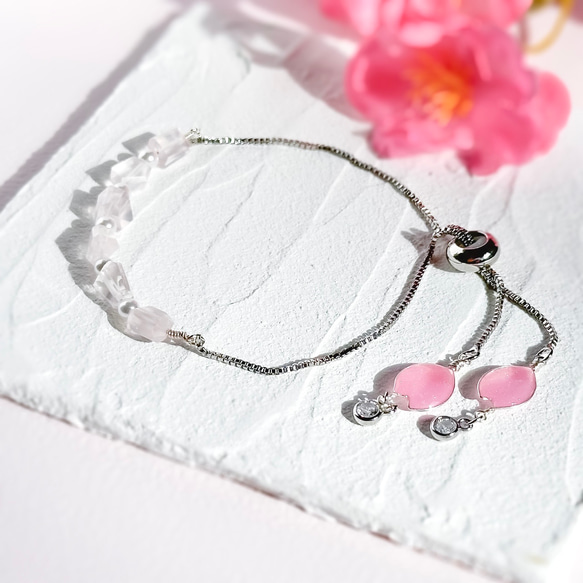 -風雅-  ローズクォーツと揺れる桜の花びらブレスレット 10枚目の画像