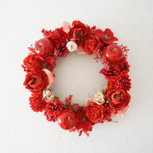 Creema限定】赤いフラワーリース〜絆〜 リース hanahi.flower 通販