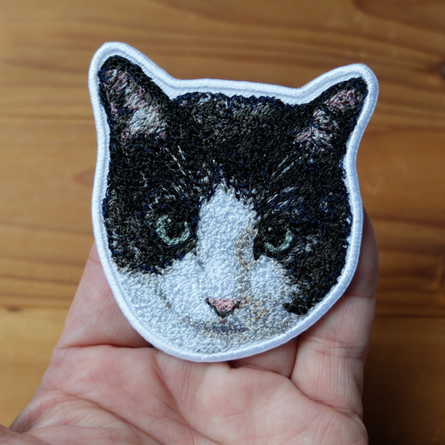 オーダーメイド】 写真から作るうちの子ワッペン リアル刺繍 ワッペン