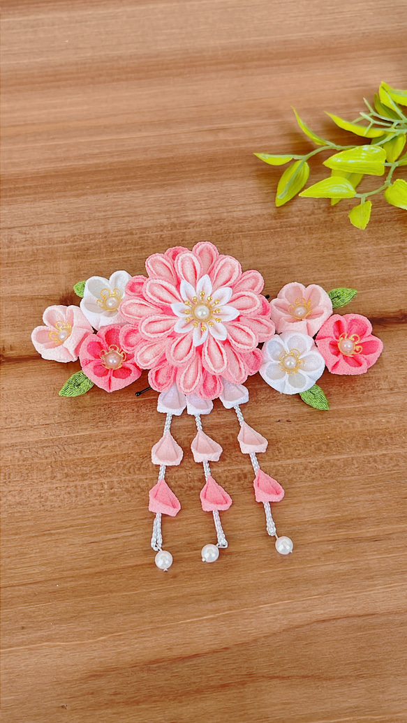 つまみ細工 髪飾り 白 ピンク さがり その他アクセサリー つまみ つまみ細工 髪飾り 白 ピンク さがり その他アクセサリー つまみ