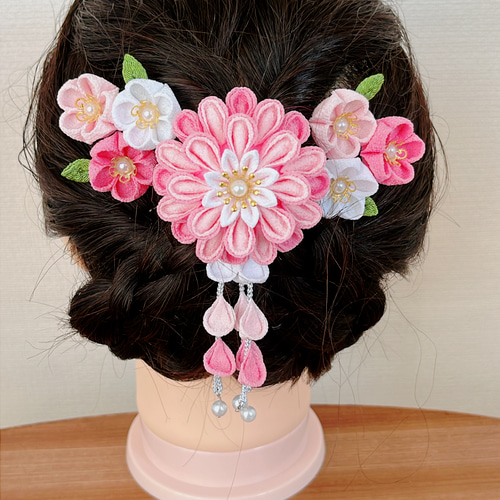 つまみ細工 髪飾り 白 ピンク さがり その他アクセサリー つまみ つまみ細工 髪飾り 白 ピンク さがり その他アクセサリー つまみ