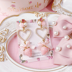 ラブリーハートとストロベリーのピアス / イヤリング いちご 苺 リボン