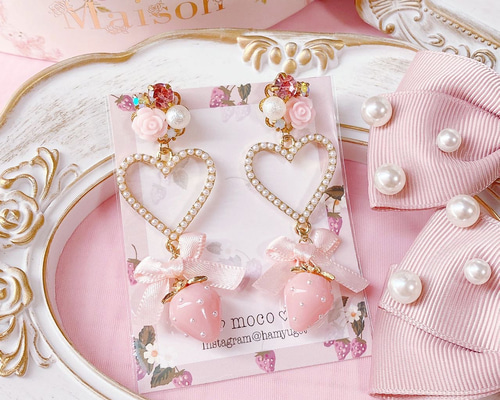 ラブリー♪ハンドメイドイヤリング rose♡♡ 8b7623f6577b3c20926e1d1c136eda
