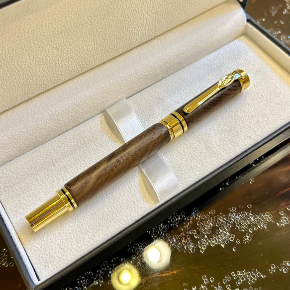 【2,500年前の太古の木】神代杉の万年筆・ボールペン　2WAY式3504 【2,500年前の太古の木】神代杉の万年筆・ボールペン　2WAY式3504 【2,500年前の太古の木】神代杉の万年筆・ボールペン　2WAY式3504 H1259852883(9750円)