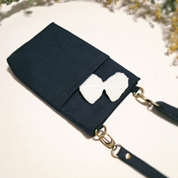 ミナペルホネン choucho*navy スマホショルダー サコッシュ ポシェット 3枚目の画像