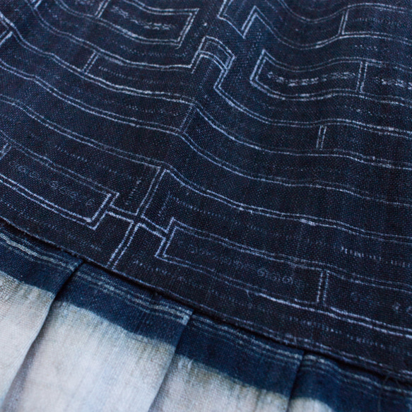 モン族藍染めヘンプロングスカート 3　カジュアルなエスニックスカート*82cm丈*民族古布 6枚目の画像