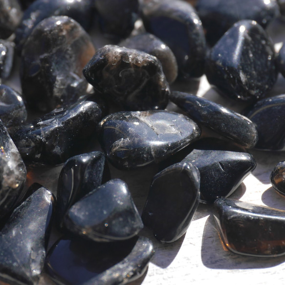 天然石モリオン(チベット産)約30g分約7～20mm大きめさざれ石詰合せ 穴なし 黒水晶[sa-230310-01] 12枚目の画像
