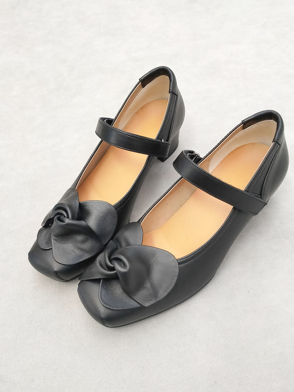 待望のベルト付き登場♪【返品・交換可】大丈夫、これなら履ける♪フカフカクッションで安心♪リボンがお洒落♪日本製♪黒色 1枚目の画像