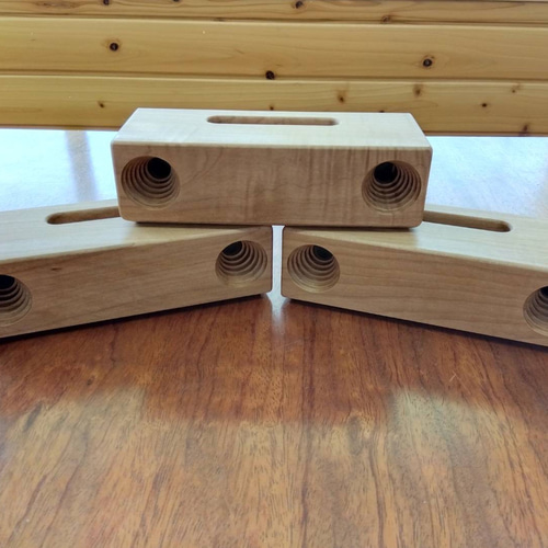 数量限定 楓！ 携帯木製スピーカースタンド（バックロードホーン型